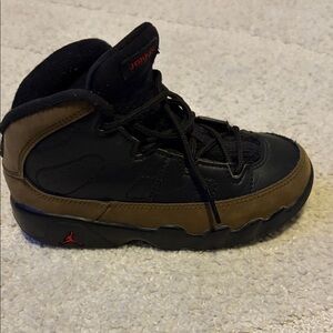 Jordan 9 olive toddler size 10c